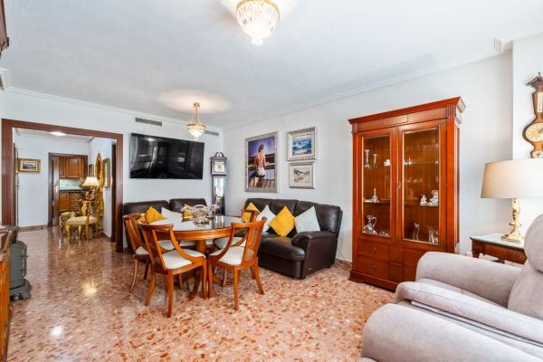 Продажа квартиры на Avenida Catedratico Soler, 24, Аликанте / Алакант
 photo 3
