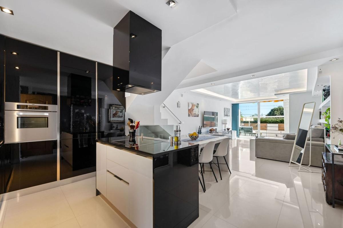 Venta de duplex en CARMELO, 6, Torremolinos photo 5