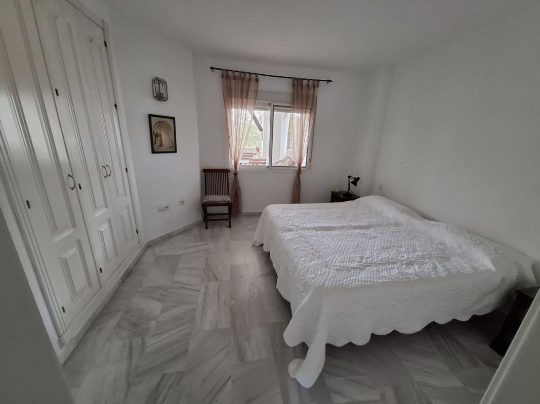 Sprzedaż mieszkania w Urbanización Los Naranjos de Marbella, Marbella
 photo 5