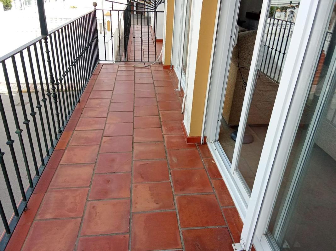 Sprzedaż szeregowego domku w Barrio Zona Calvario , Estepona photo 4