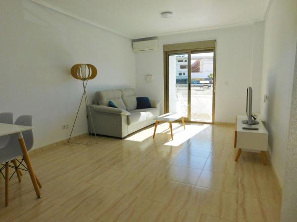 Venta de piso en Centro, San Miguel de Salinas
thumbnail 1