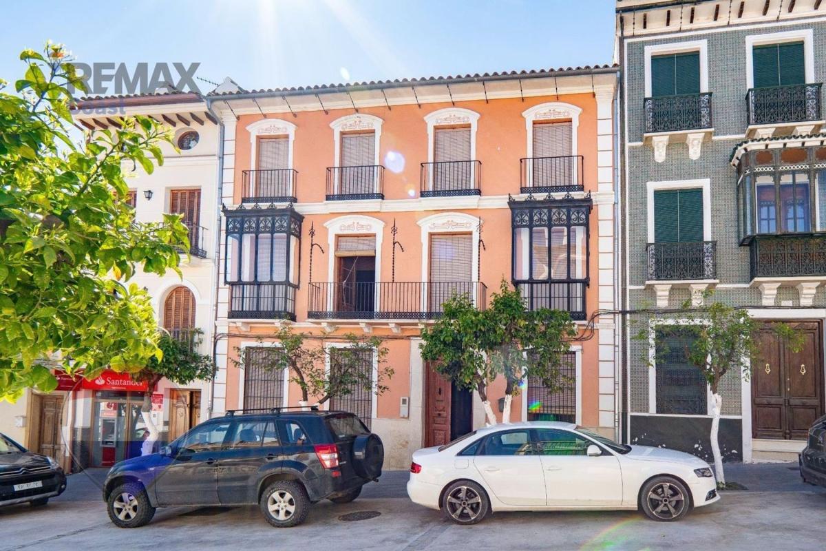 Properties for sale and rent in Spain photo 1