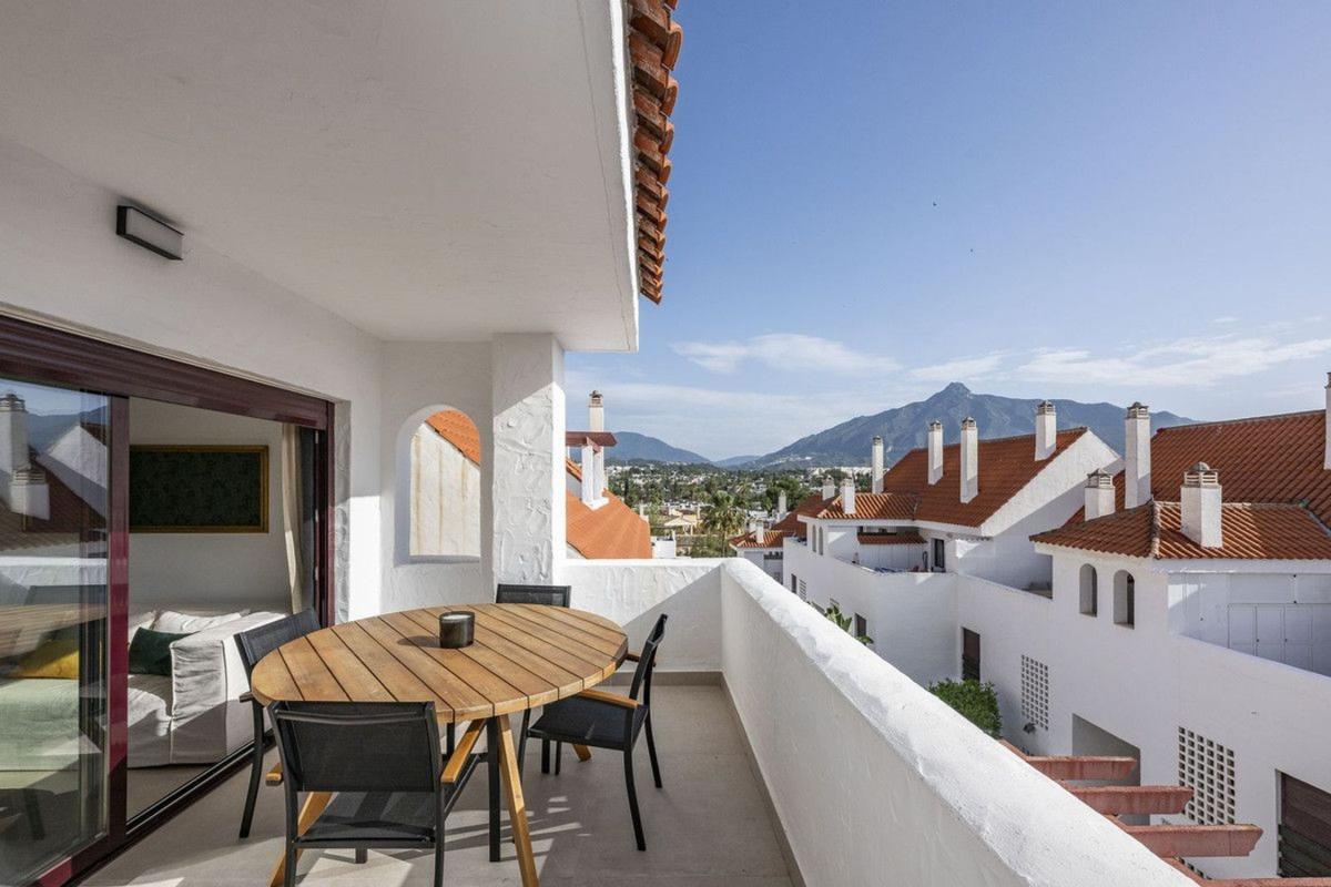Venta de piso en Barrio Nueva Andalucía, Marbella
photo 2