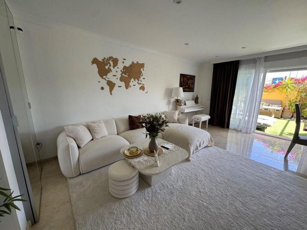 Продажа таунхауса в Calle Mérida de Jarales , Михас photo 4
