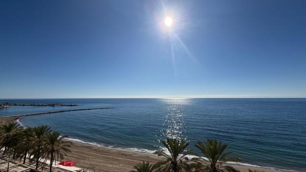 Sprzedaż mieszkania w Calle Camilo José Cela, 13, Marbella
 photo 1