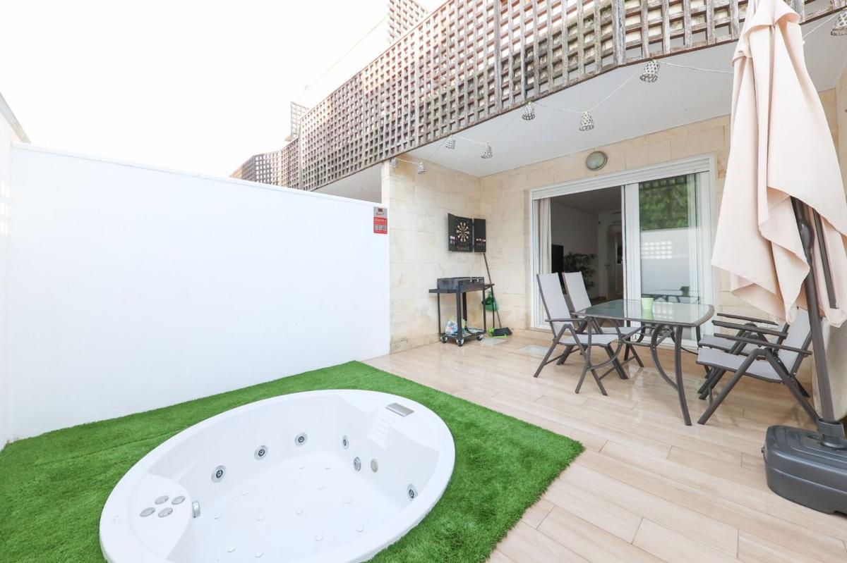 Venta de chalet adosado en Calle Brida , Mijas photo 2