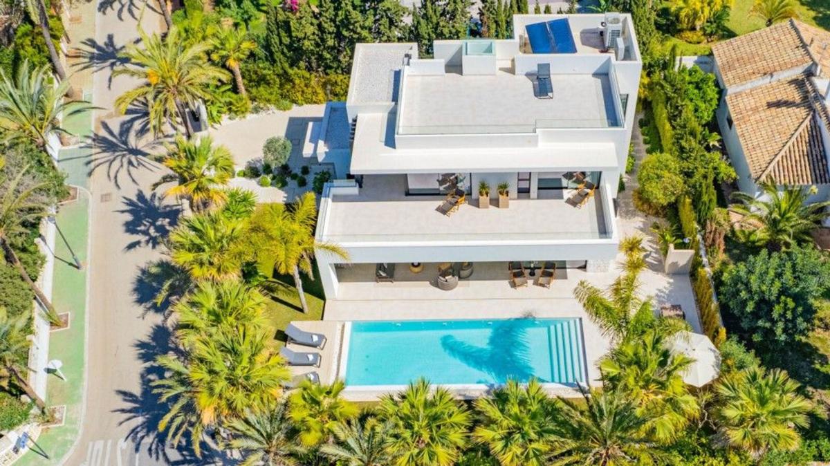 Sprzedaż niezależnego domku jednorodzinnego w Avenida Murcia, Marbella photo 4