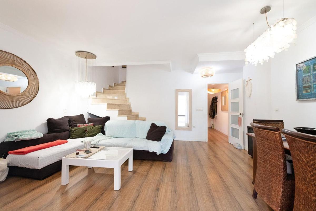 Sale of townhouse in  Calle Verdial , Rincón de la Victoria photo 2