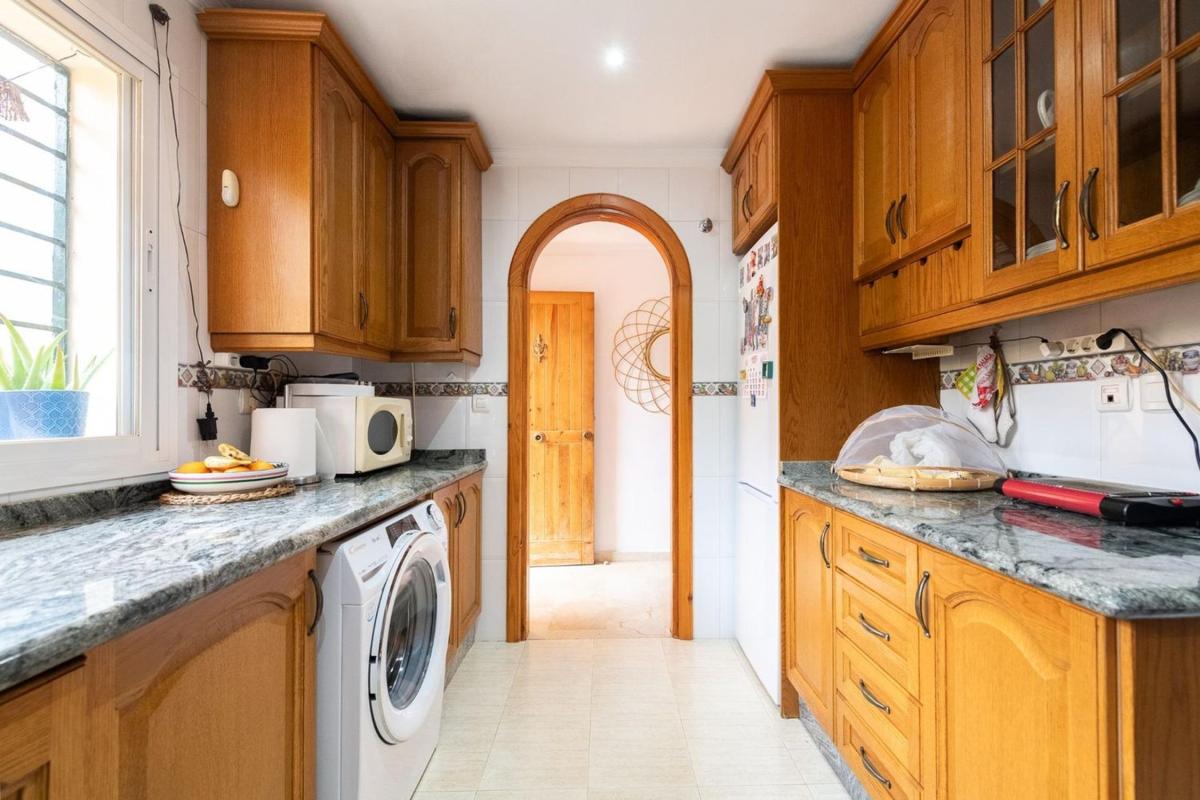 Sale of townhouse in  Calle Verdial , Rincón de la Victoria photo 4