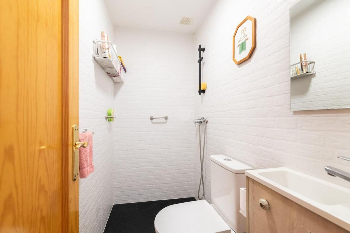 Sale of townhouse in  Calle Verdial , Rincón de la Victoria photo 5