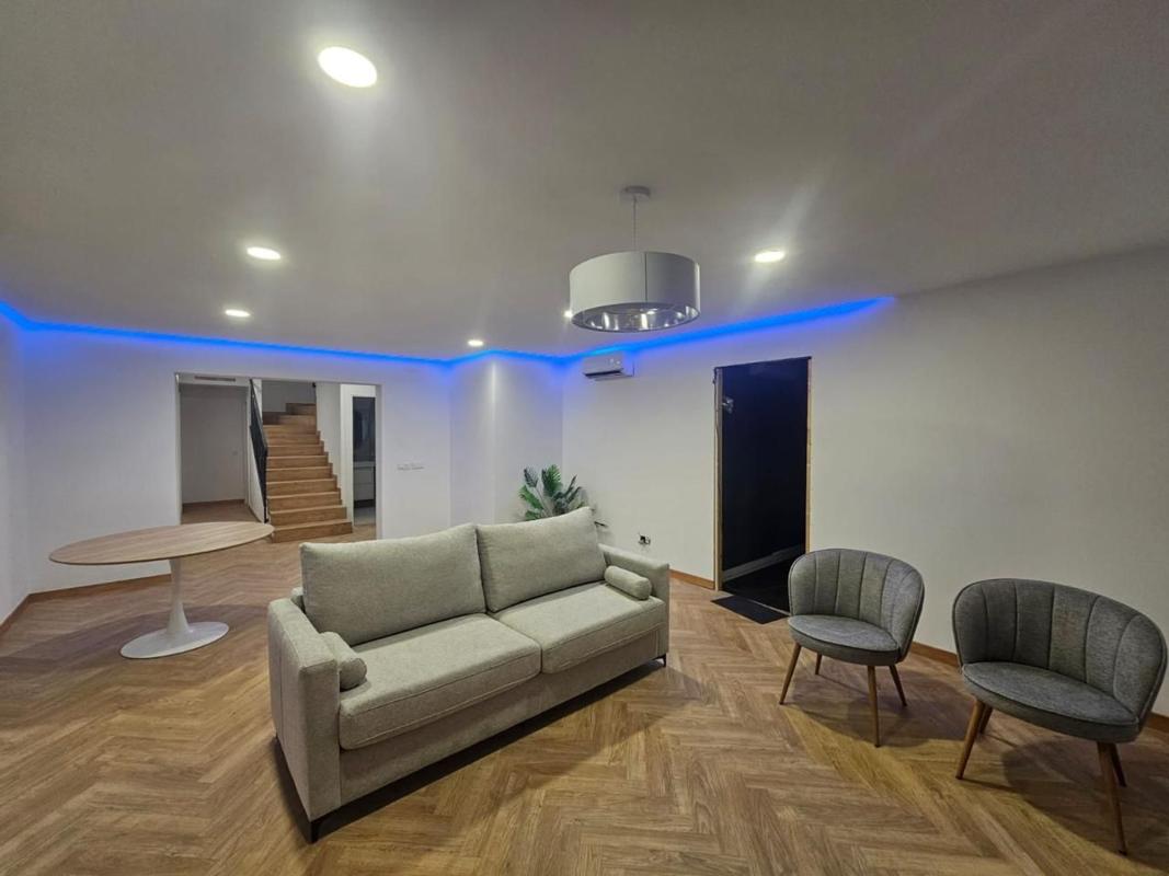 Venta de chalet independiente en Avenida Antonio Arroyo Blanco, Mijas
photo 2