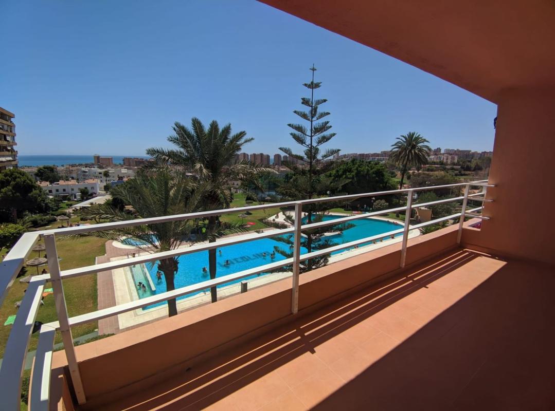 Sale of apartment in Urbanizción La Colina, 3, Torremolinos
photo 2
