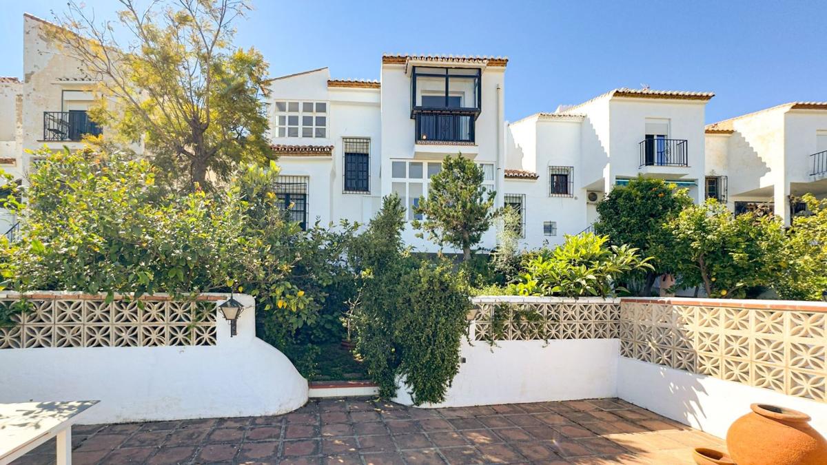 Properties for sale and rent in Spain photo 3