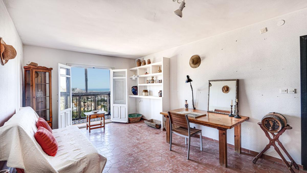 Properties for sale and rent in Spain photo 5