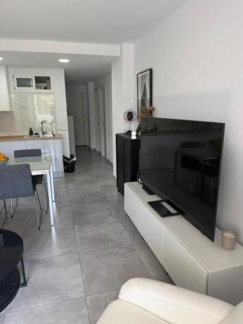 Sale of flat in Calle Orquídea, Fuengirola
 photo 3