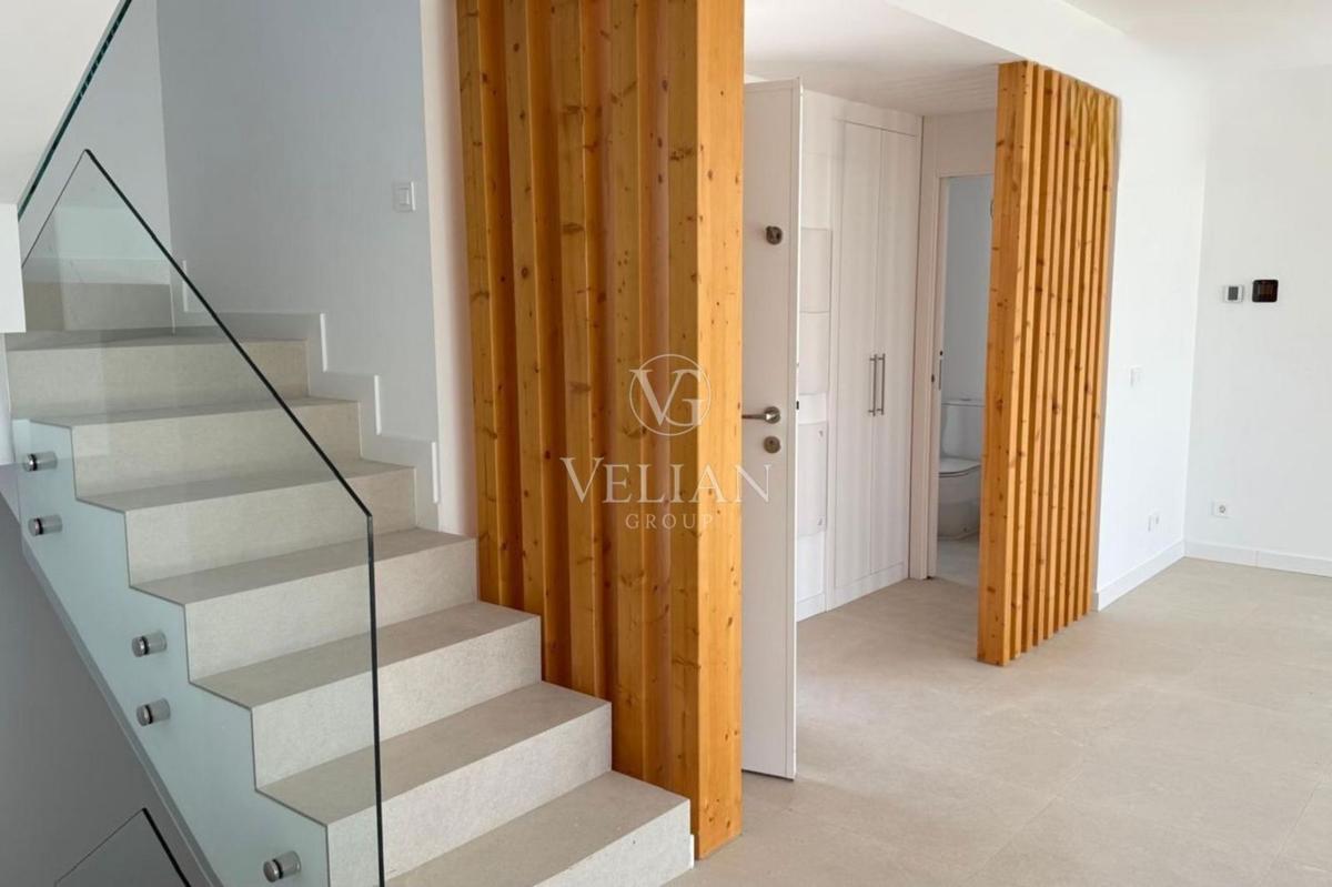 Продажа отдельного шале в  Calle del Ónice, Эстепона photo 5