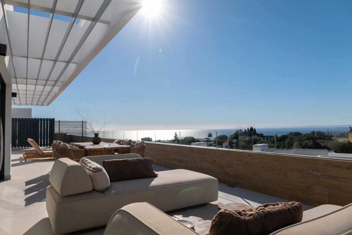 Venta de ático en  Urbanización Altos de los Monteros s/n, Marbella photo 3
