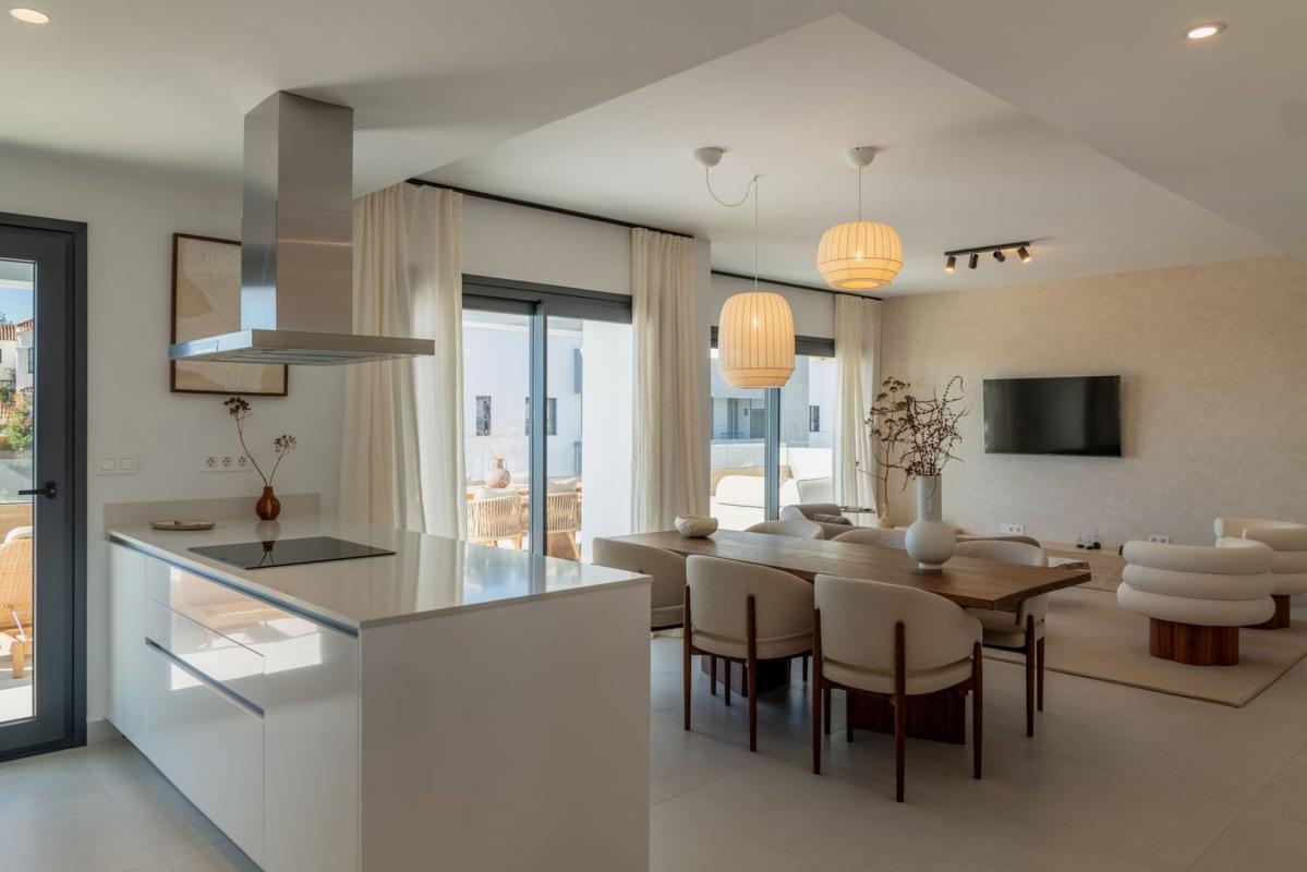 Venta de ático en  Urbanización Altos de los Monteros s/n, Marbella photo 5