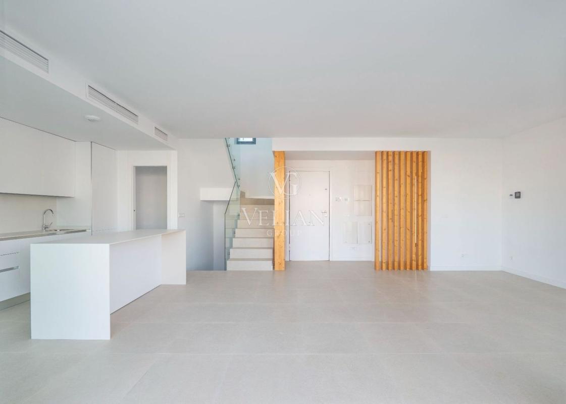 Sale of townhouse in  Calle del Granate , Estepona photo 4