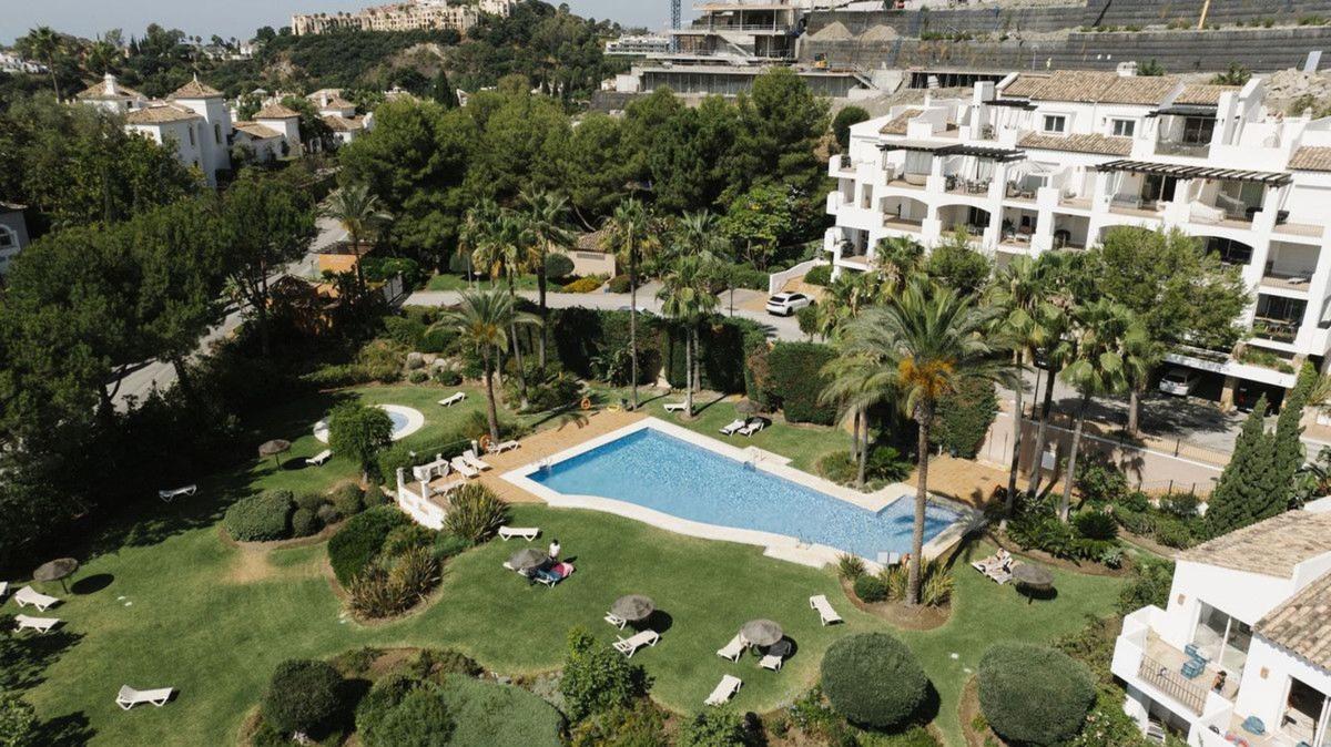 Venta de piso en La Quinta, Benahavís
photo 1