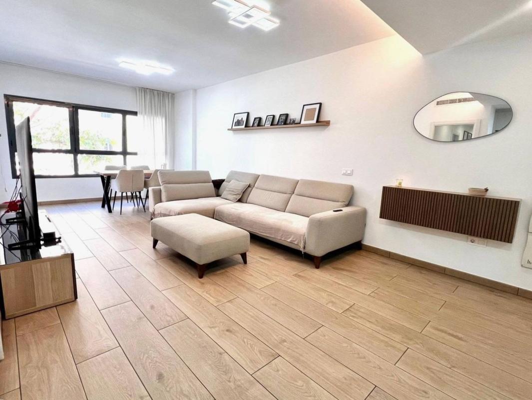Продажа квартиры на Calle Pilar Bardem, Эстепона
 photo 3