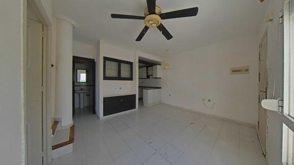 Independent chalet for sale in Barrio Los Balcones - Los Altos del Edén, Torrevieja
 photo 3
