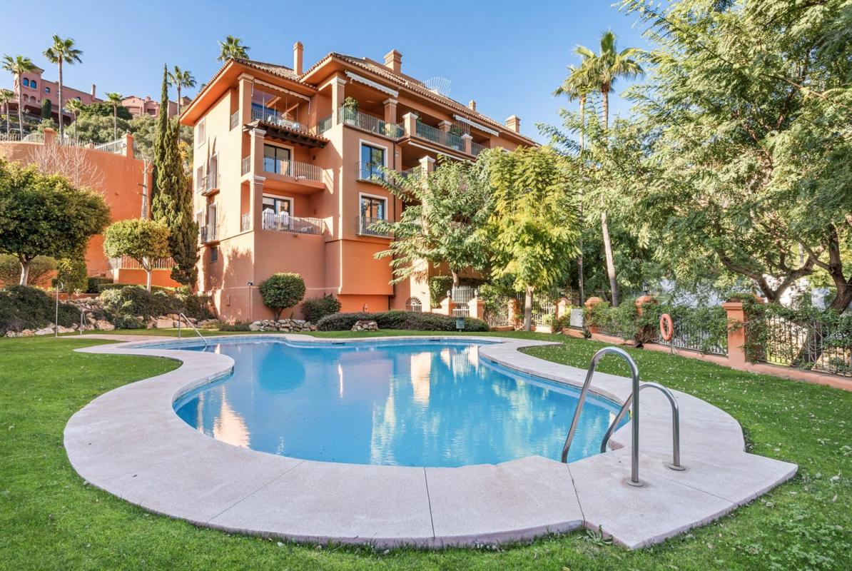 Продажа дуплекса на La Quinta, Бенахавис photo 2