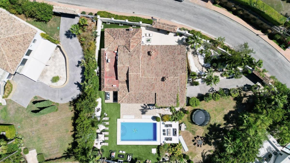 Venta de chalet independiente en Barrio Los Naranjos, Marbella
 photo 5