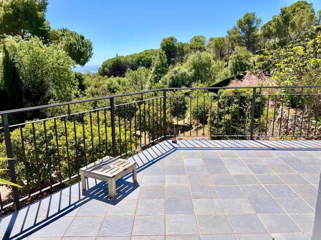 Sprzedaż niezależnego domku jednorodzinnego w Calle Santa Rosa, Mijas photo 3