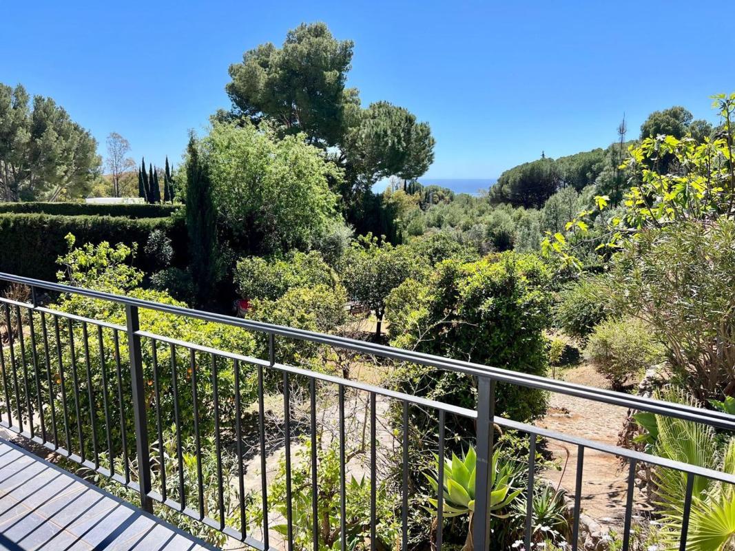 Sprzedaż niezależnego domku jednorodzinnego w Calle Santa Rosa, Mijas photo 4