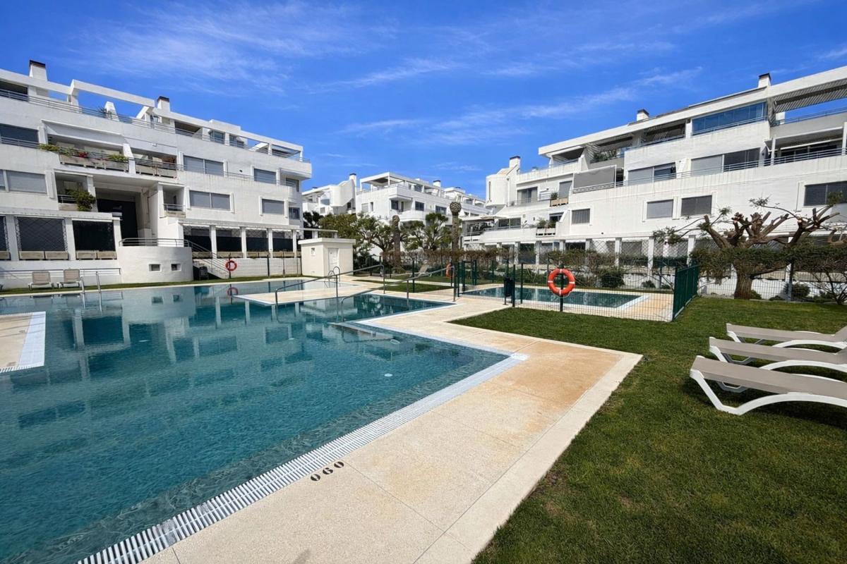 Venta de duplex en Calle Valle De Somiedo, 1, Mijas photo 1