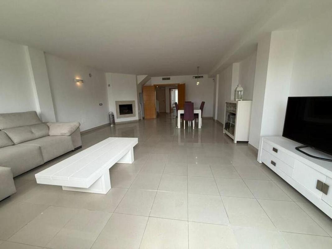 Venta de chalet adosado en Calle QUINTANA , Estepona photo 3