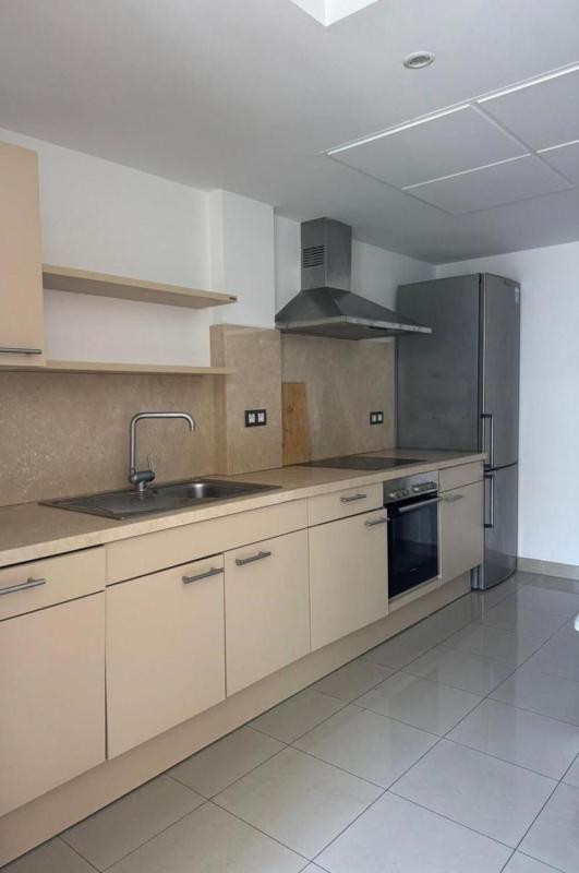 Venta de chalet adosado en Calle QUINTANA , Estepona photo 5