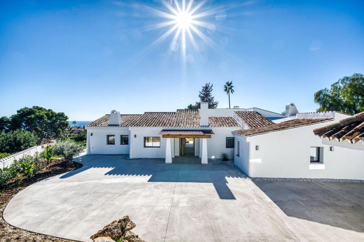 Venta de chalet independiente en Avenida los Pinos, 118, Marbella
photo 1