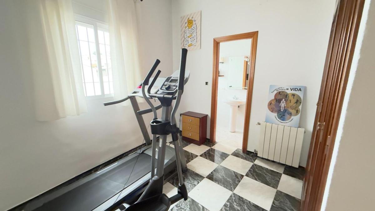Sale of independent chalet in Calle Iglesia, Villanueva de Tapia
photo 4