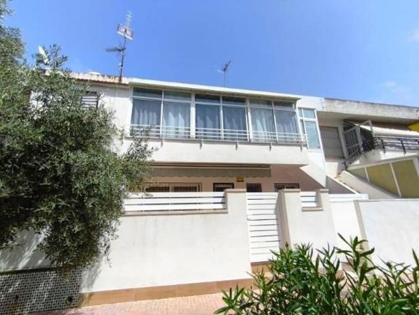 Sprzedaż mieszkania w Barrio Nueva Torrevieja, Torrevieja
thumbnail 2