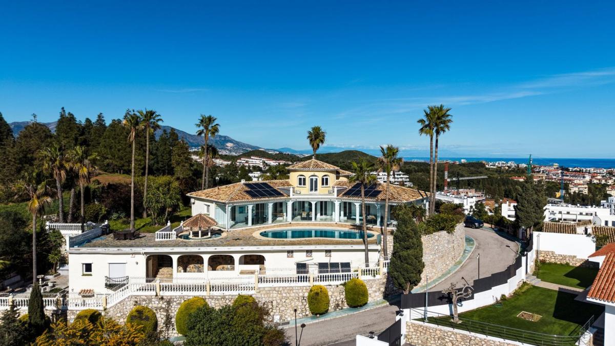 Venta de chalet independiente en Avenida Central Alto, Mijas
 photo 2