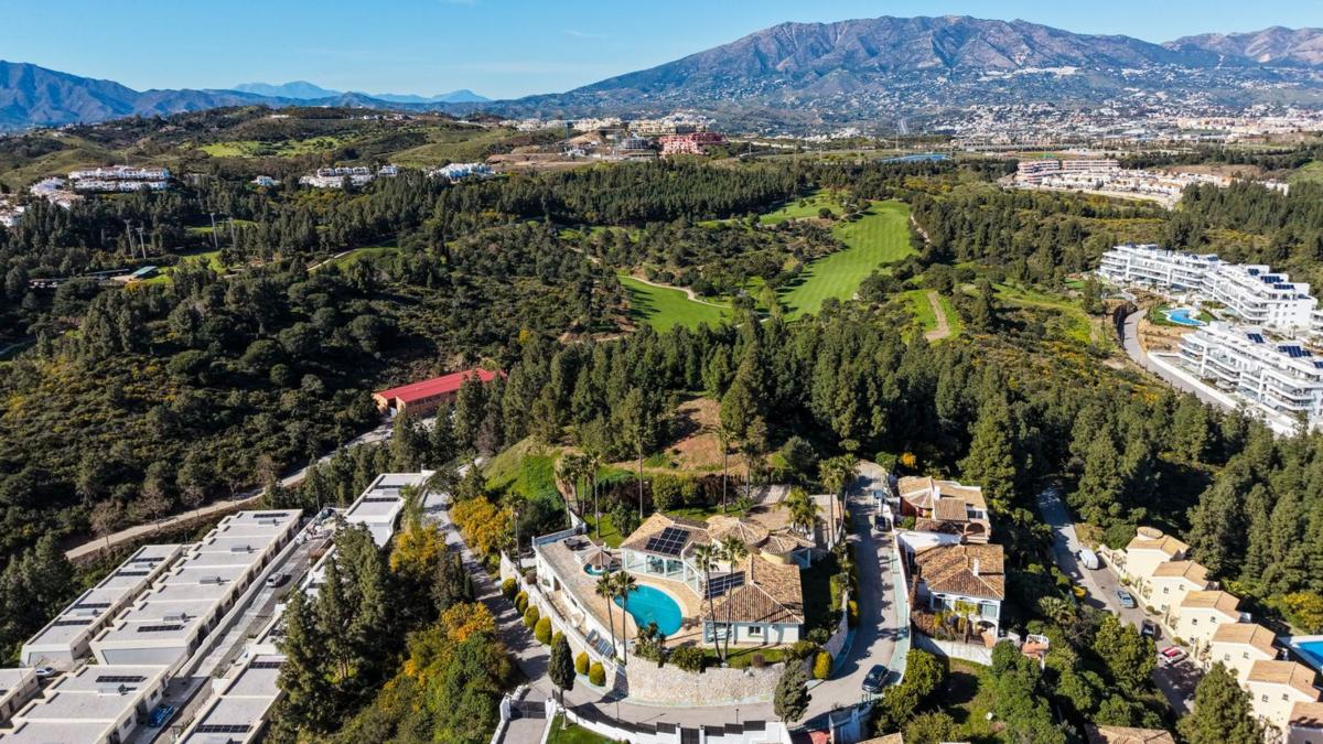 Venta de chalet independiente en Avenida Central Alto, Mijas
 photo 3