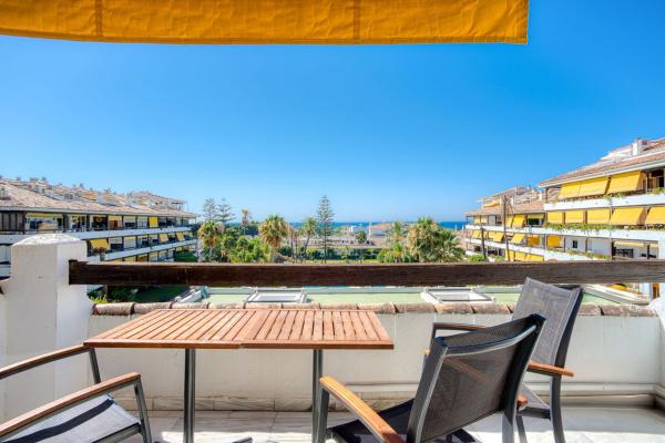 Duplex na sprzedaż w Barrio La Carolina-Guadalpín, Marbella photo 1