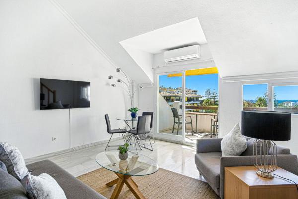 Duplex na sprzedaż w Barrio La Carolina-Guadalpín, Marbella photo 4