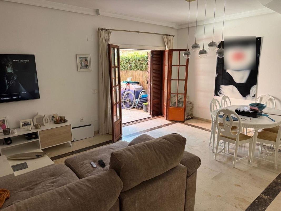 Sale of townhouse in  Barrio Guadalobón , Estepona photo 4