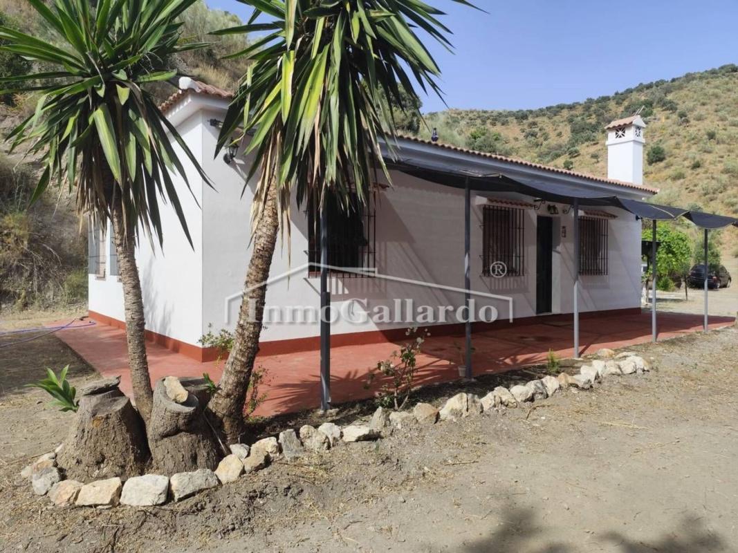 Sale of independent chalet in Cotomar - Urbanizaciones, Rincón de la Victoria
photo 1