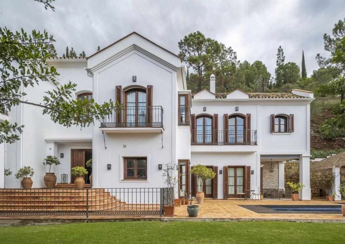 Venta de chalet independiente en El Madroñal 2, Benahavís
photo 5