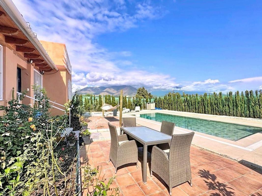 Venta de chalet independiente en Calle Ocio, Estepona
photo 2