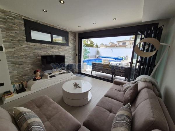 Chalet pareado photo 1