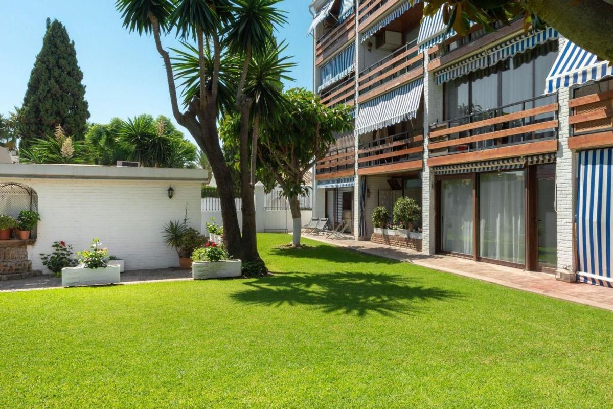Sale of apartment in Calle Manuel de Falla, Marbella
photo 1