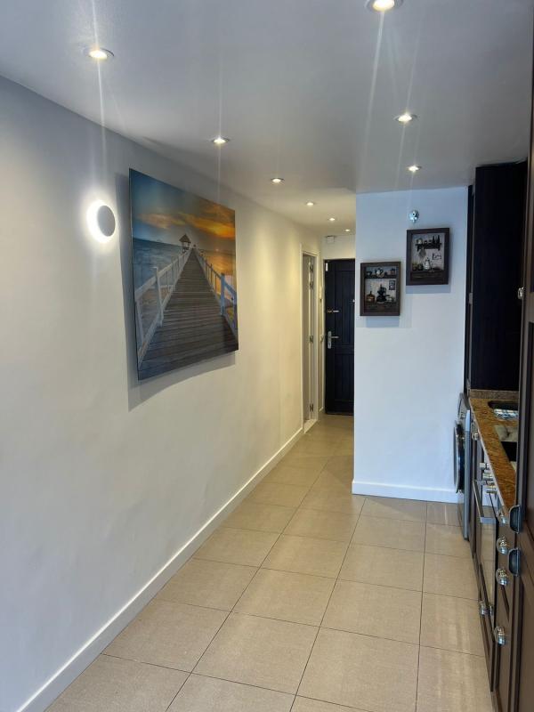 Sale of apartment in Calle Manuel de Falla, Marbella
photo 2