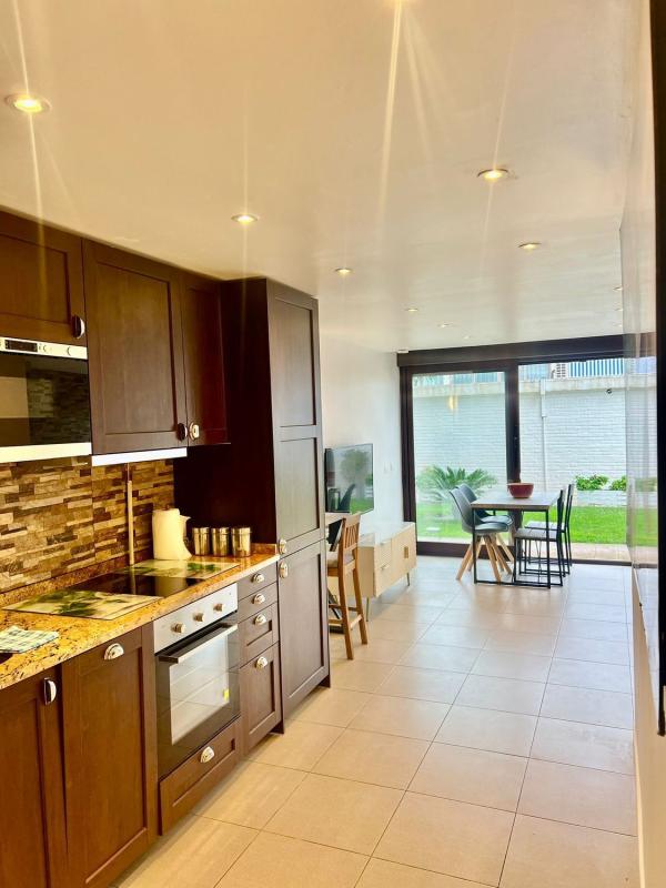 Sale of apartment in Calle Manuel de Falla, Marbella
photo 4