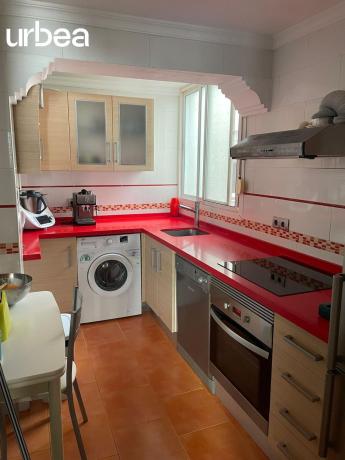 Venta de piso en Calle Bresca, Málaga
 photo 1