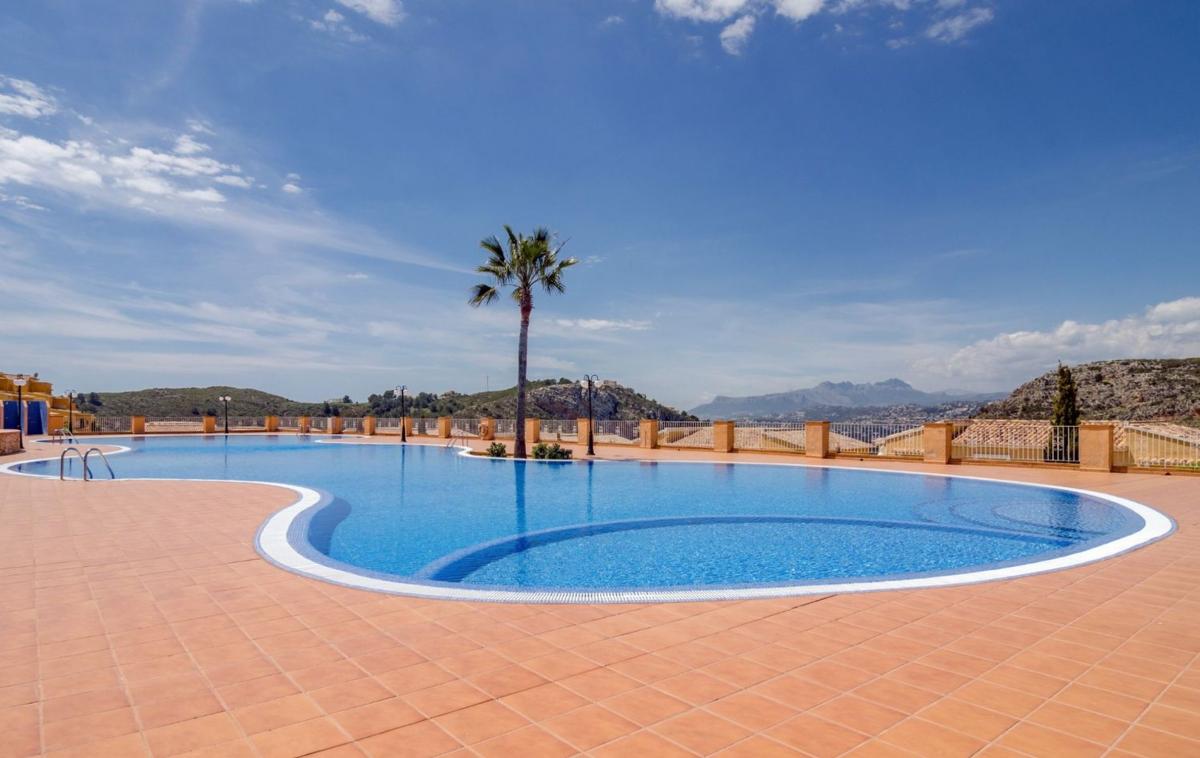 Sale of apartment in Cumbre del Sol, Benitachell
photo 2